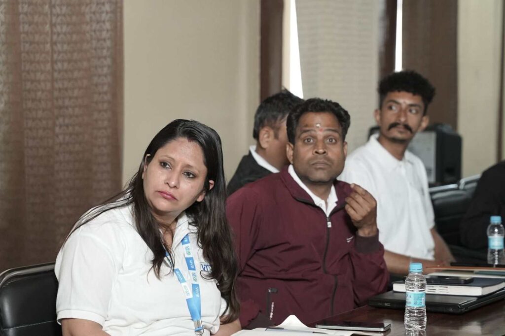 Meenu Mam - Divender Sir